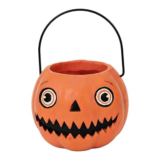 Discover the best Vintage Halloween Decor Dupes that look like antique finds! Get the spooky, nostalgic Halloween style you love without having to hunt for them.