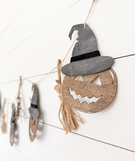 DIY Rustic Halloween Garland